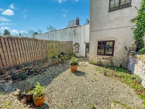 Photo 17- click for photo gallery